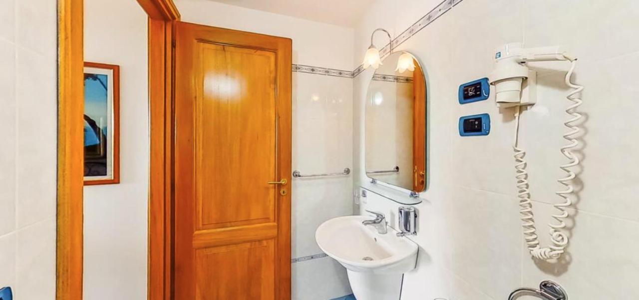 Casa Vacanza Artemis Lipari  Exteriér fotografie